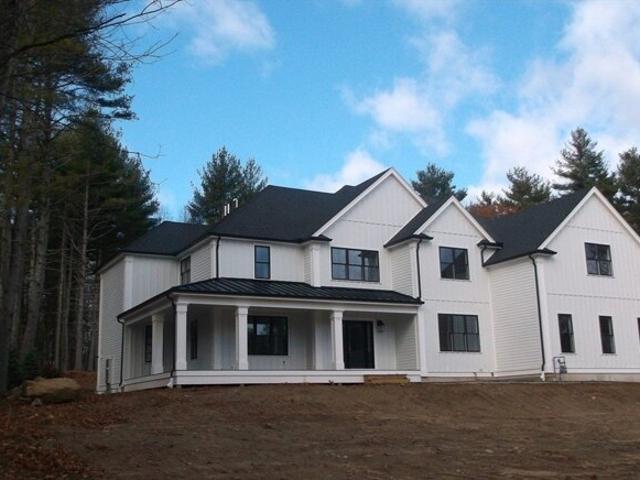 House for sale in Holliston, Massachusetts