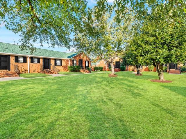 Apartment for rent in Mecklenburg, North Carolina