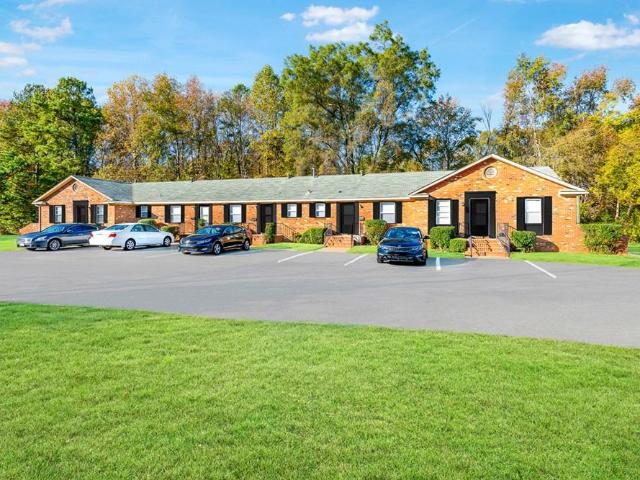 Apartment for rent in Mecklenburg, North Carolina