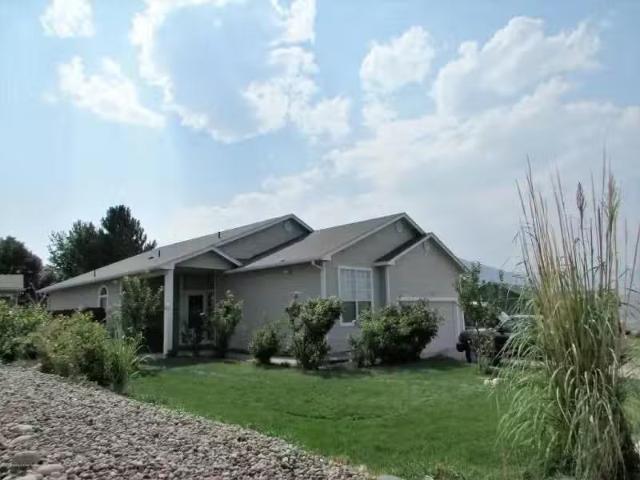 House for rent in Clifton