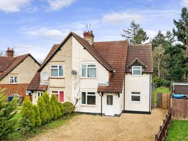 House for sale in Fole, Surrey