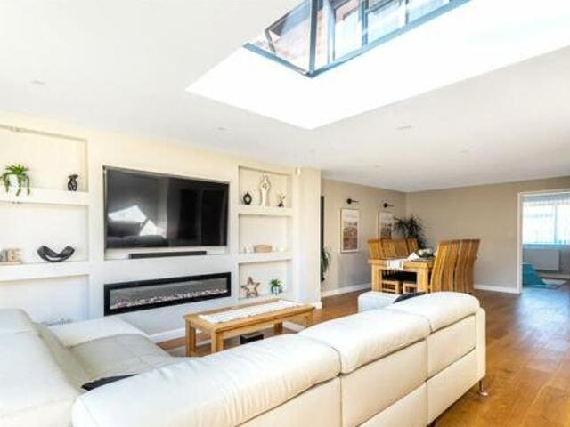 House for sale in Bracknell