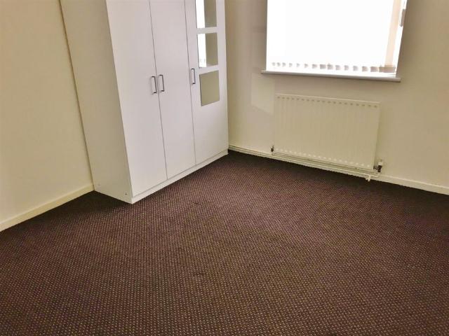 House for rent in Ernesford Grange, West Midlands