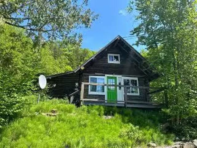 House for sale in Lyndonville