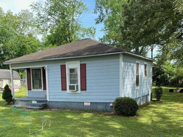 House for sale in Scottsboro