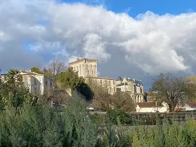 Maison vente à Pons, Cité des Trois Ormeaux