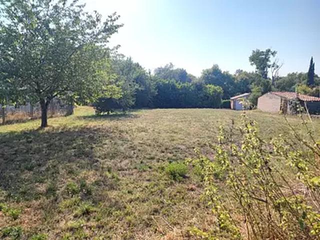 Terrain vente à France métropolitaine, Pons