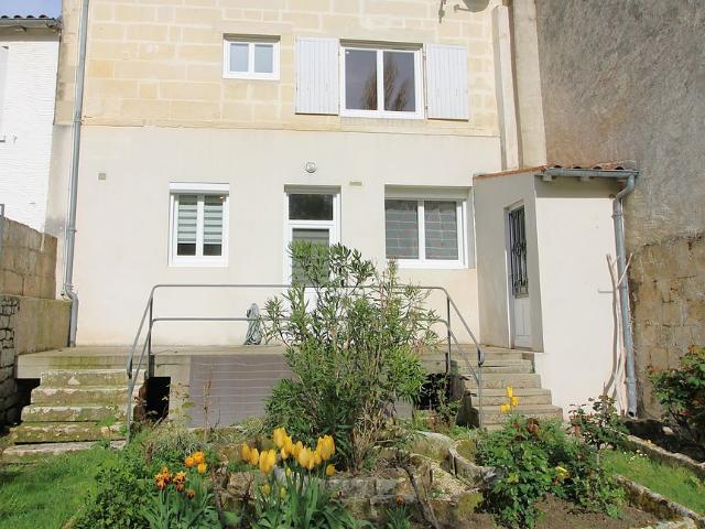 Maison vente à Pons