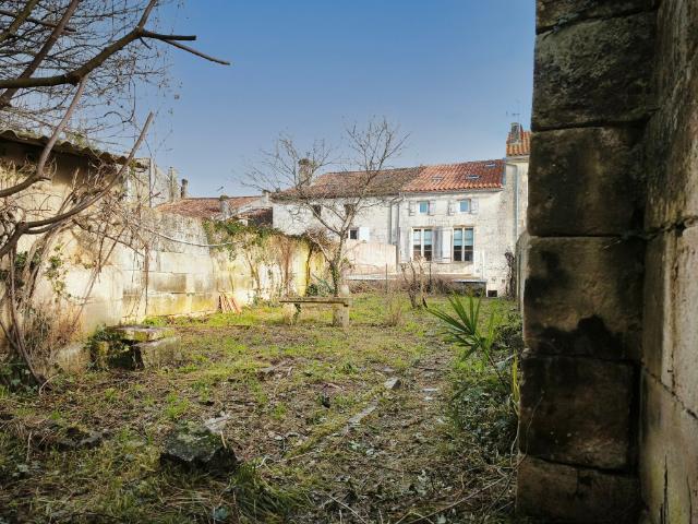 Maison vente à Jonzac, Pons