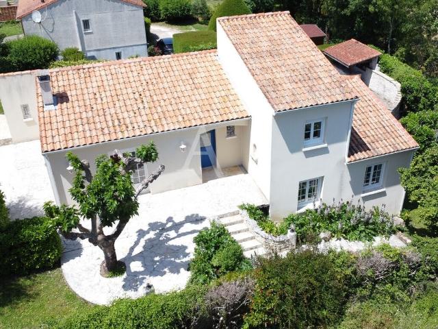 Maison vente à Jonzac, Pons