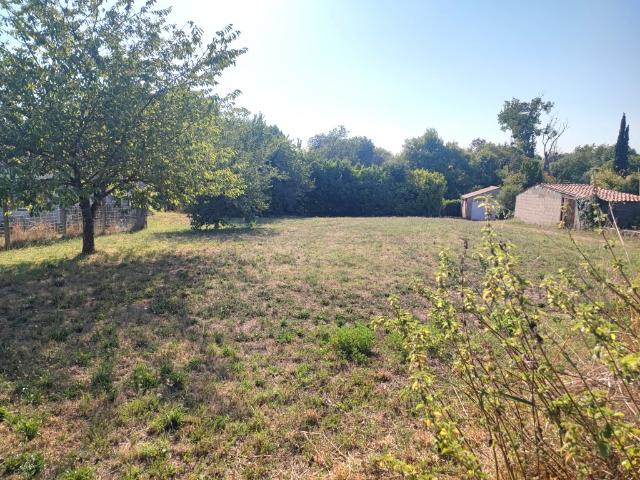 Terrain vente à France métropolitaine, Pons