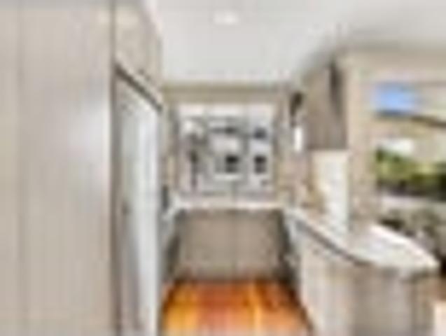 Townhouse for rent in Ponsonby