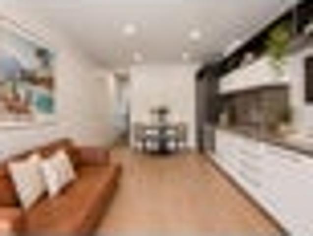 Apartment for sale in Auckland, Oroua County