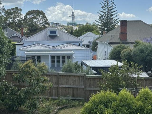 Apartment for rent in Herne Bay