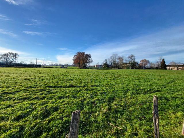 Terrain vente à Bourg-en-Bresse, Pont-de-vaux