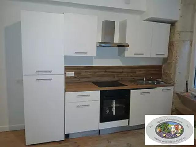 Appartement location à Pont-Saint-Esprit, Gard