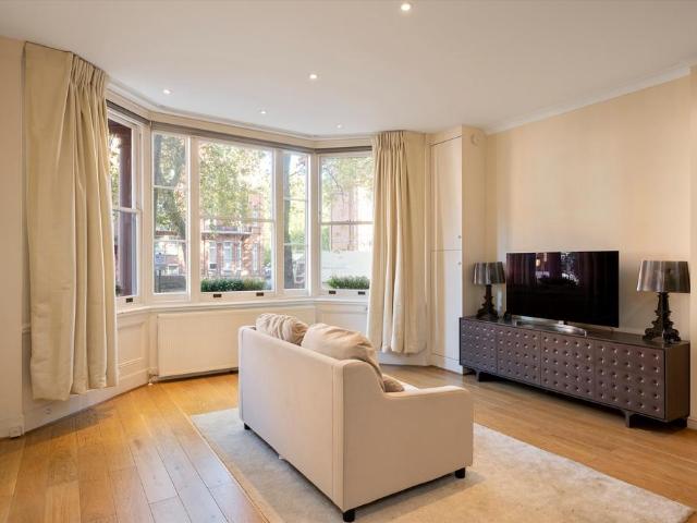 Apartment for rent in Chelsea, Greater London