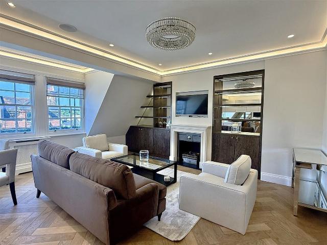 Apartment for rent in Chelsea, Greater London
