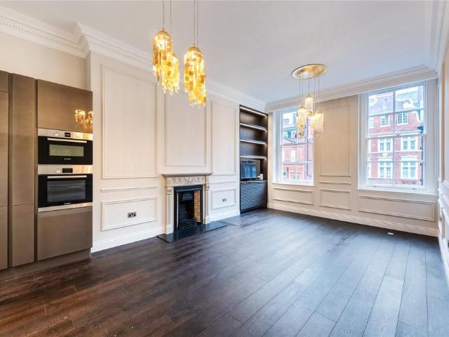 Apartment for rent in Chelsea, Greater London