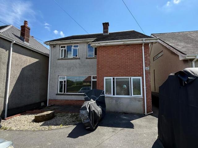 House for rent in Llanedi, Tycroes