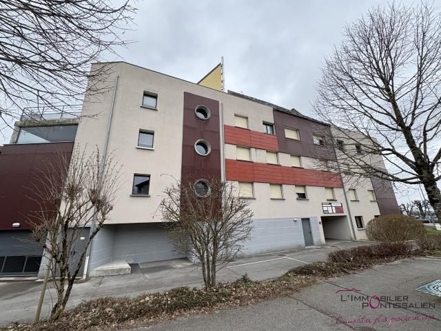 Garage vente à Centre Ville, Pontarlier