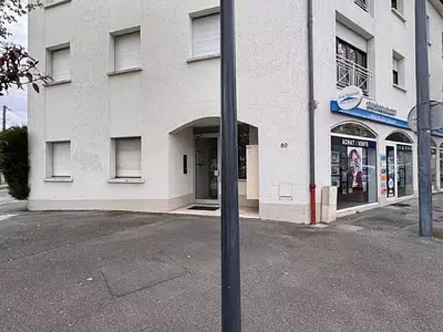Garage vente à Torcy, Pontault-combault