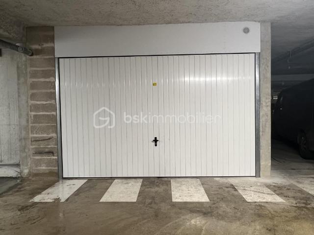Garage vente à Torcy, Pontault-combault