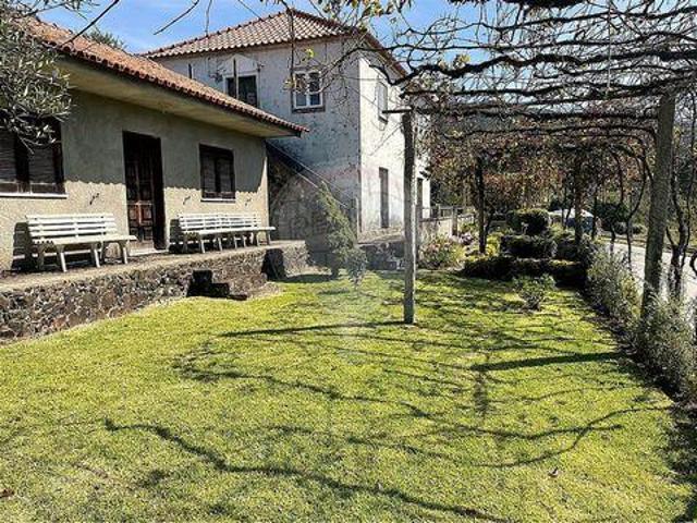 Casa venda em Rebordões (Souto), Boalhosa