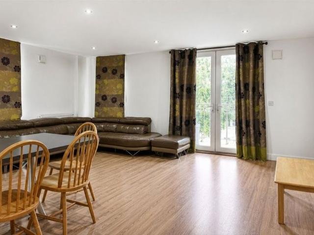 Apartment for rent in London Borough of Hounslow, Greater London