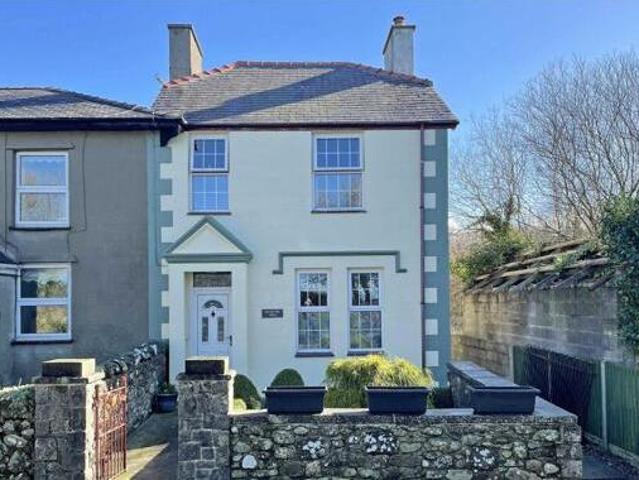 House for sale in Caernarfon, Wales