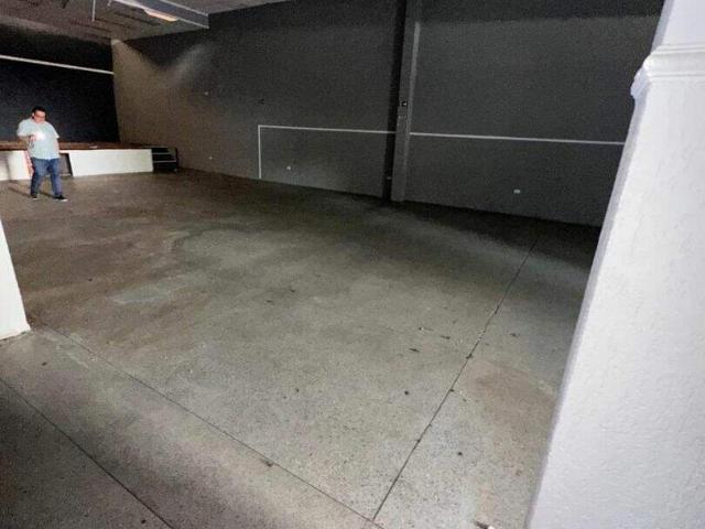 Ponto Comercial aluguel em Região Imediata de São Paulo, Região Metropolitana de São Paulo