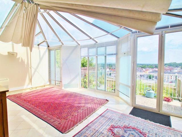 Maison vente à Pontoise, Livilliers