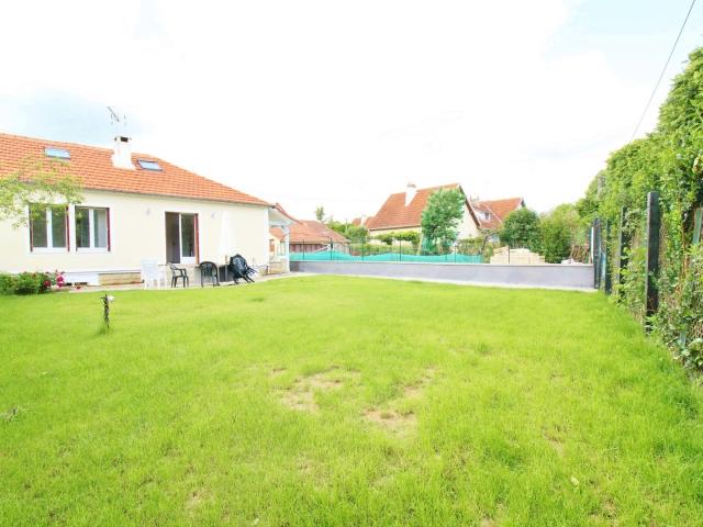 Maison vente à Pontoise, Livilliers