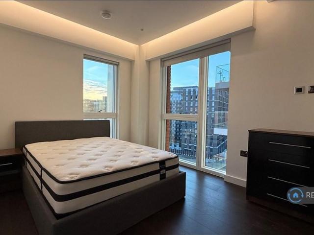 House for rent in Nine Elms, Greater London