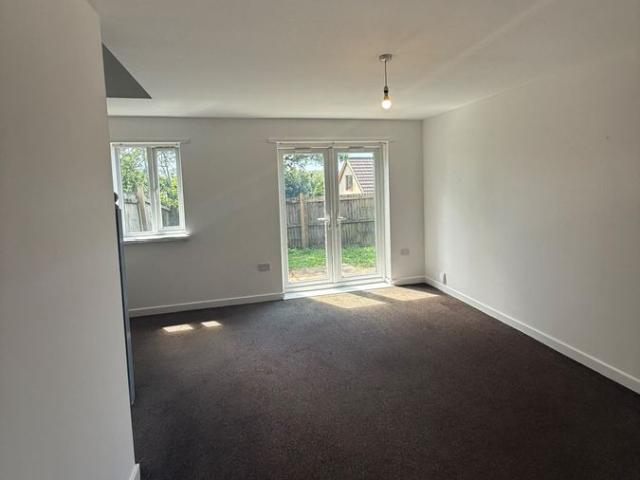 House for rent in Pelenna, Wales