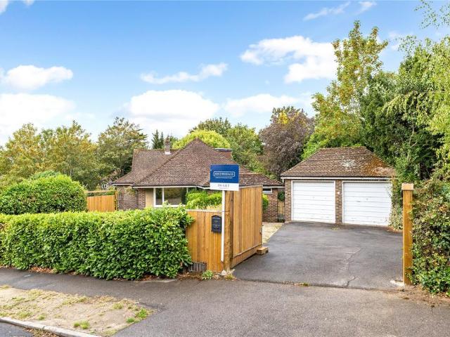 House for rent in Blackhills, Surrey