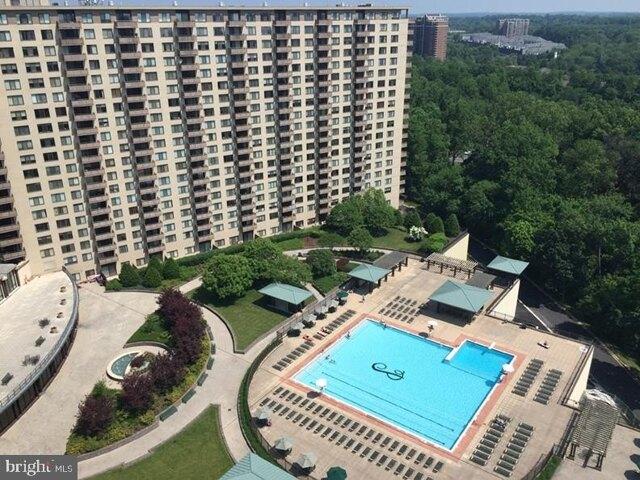 Condo for sale in Bethesda