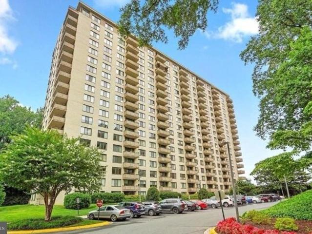 Condo for sale in Bethesda