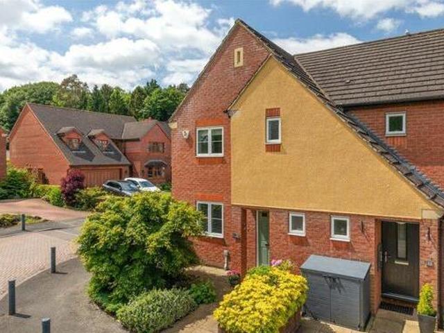 House for sale in Otley, West Yorkshire