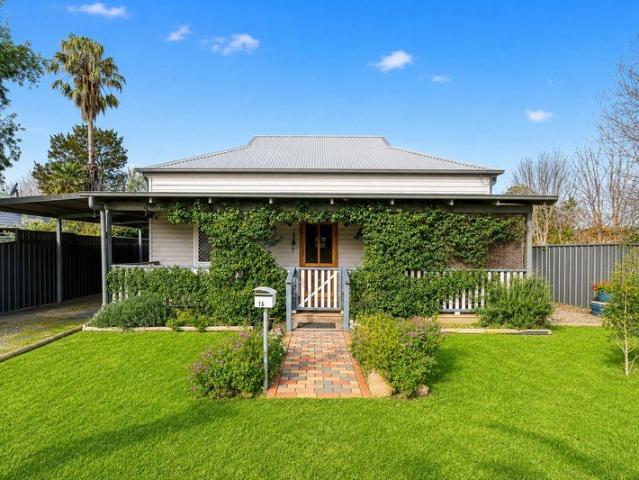 House for sale in Cootamundra, New South Wales