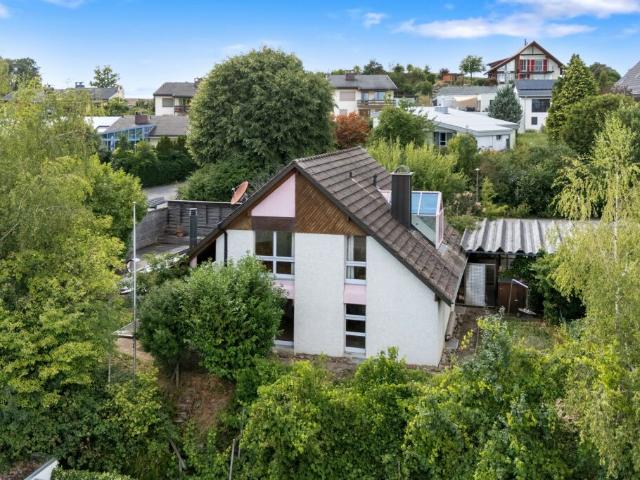 Einfamilienhaus kaufen in Dinhard, Zürich
