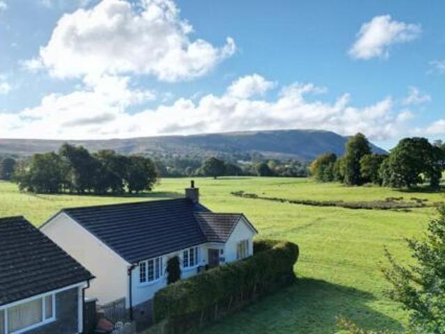 House for sale in Fell Lane