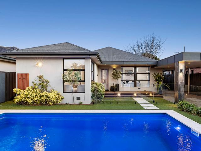 House for sale in Moorabbin