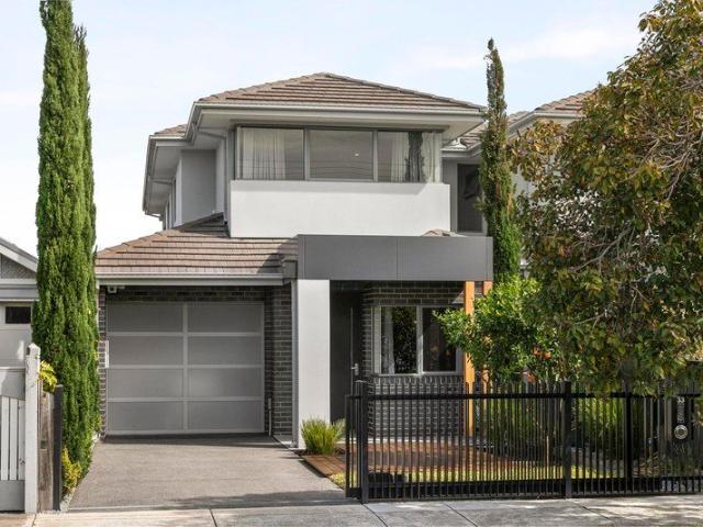 House for sale in Niddrie, Melbourne