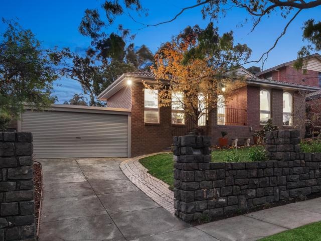 House for rent in Wheelers Hill, Melbourne