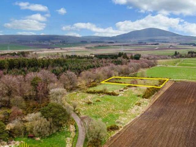 House for sale in Huntly, Scotland