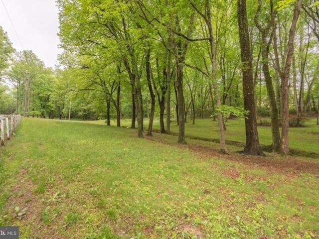 Land for sale in Fairfax