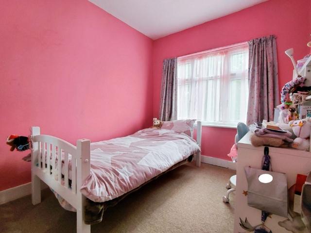 House for rent in London Borough of Ealing, Greater London