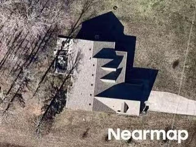 House for sale in Dickson