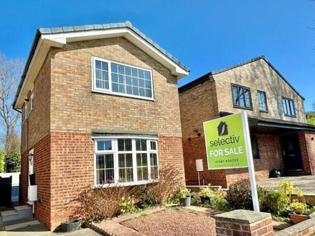 House for sale in Lyons, Greater London